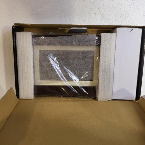 2/$35 Coby 7 inch🔥🔥HOST PICK🔥🔥 digital photo frame new with no tags - Picture 3 of 7